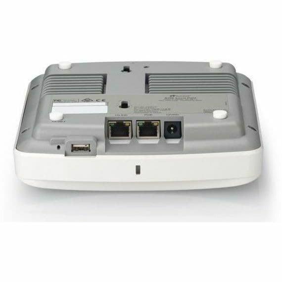 RUCKUS Unleashed R550 dual-band indoor Wi-Fi 6 access point for enterprise deployments